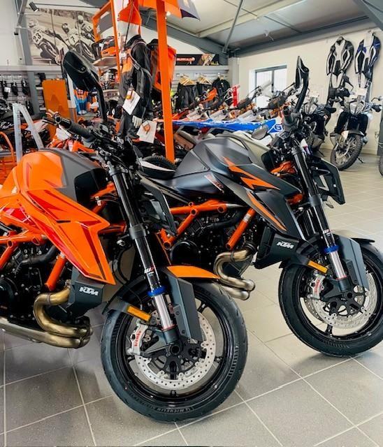 KTM 1390 SUPER DUKE R EVO, BRAND NEW, UN-REGISTERED, 4YR WARRANTY