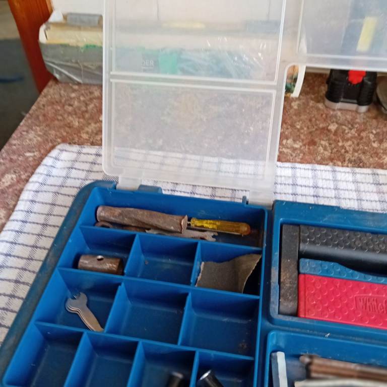 Tool Box TOP  with Assorted Hand Tools – Good Condition ONLY THE TO PARTNER DROVE OVER THE BOX