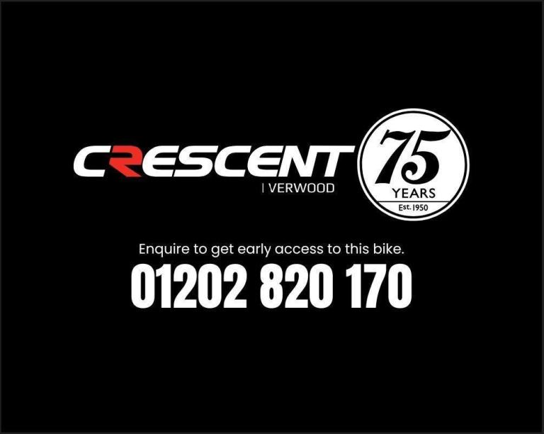 HONDA CBR1000RR-R FIREBLADE 30TH ANNIVERSARY 2022 - MANY EXTRAS - SPARE AKRA