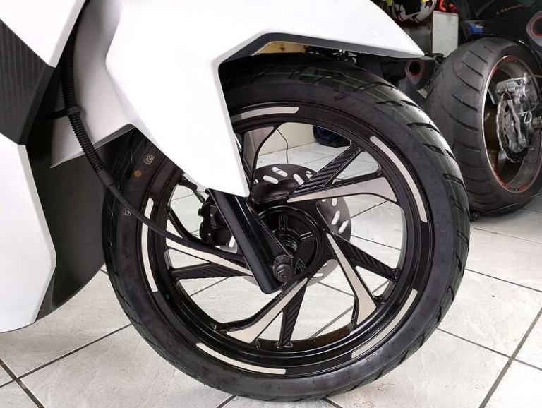 PEUGEOT TWEET 125 125 SCOOTER 