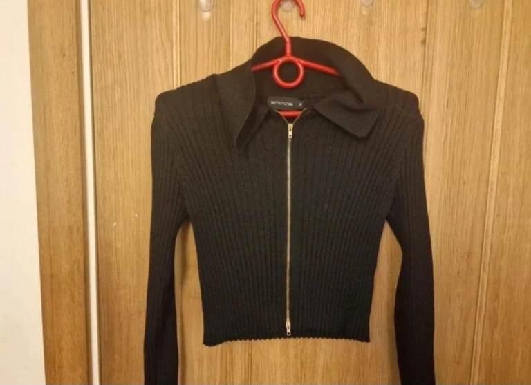 PrettyLittleThing Double Zip Black Crop Top 