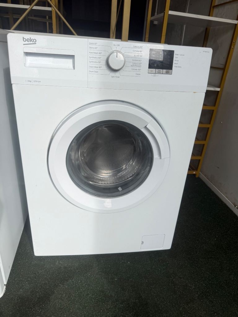 Beko Washing Machine – Good Condition, White