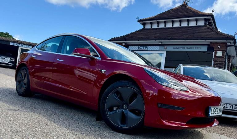 2019 Tesla Model 3 Standard Range + 4dr Saloon Electric Automatic