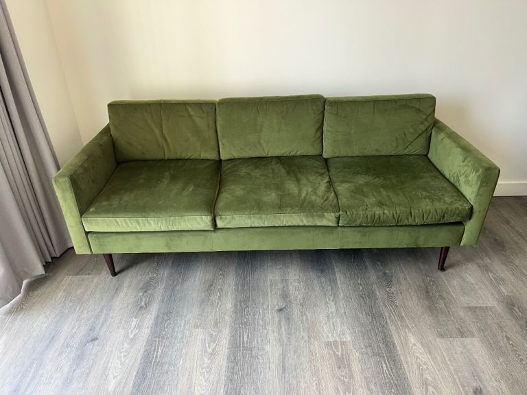 Beautiful Green Velvet Three-Seater Sofa 205/80/85 – great condition