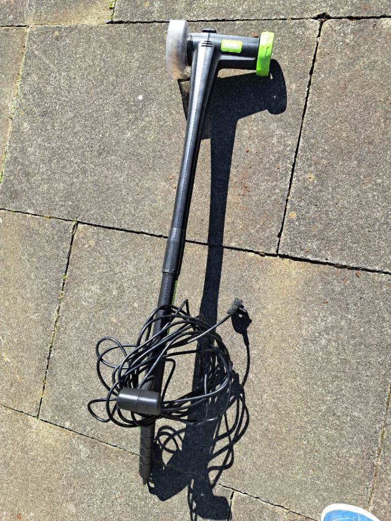 Electric Weed scraper cleaner between paving and monoblocks etc