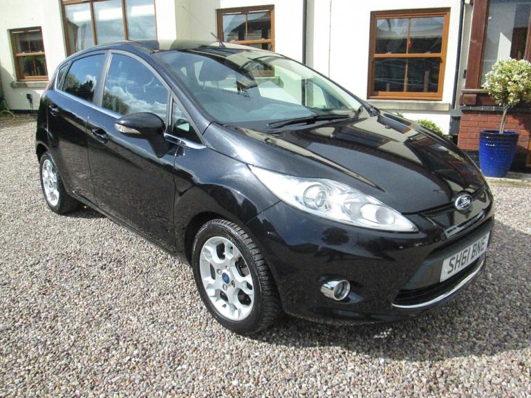 2011 Ford Fiesta 1.4 Zetec 5dr Auto HATCHBACK Petrol Automatic