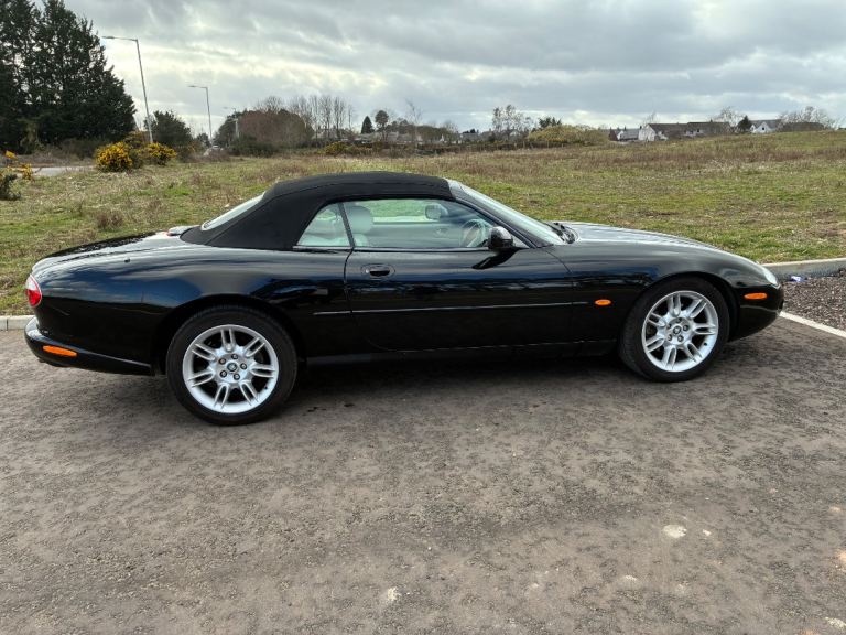 Jaguar XK8 Convertible AUTOMATIC 2002, Full Years Mot, 71,600 miles, Excellent Condition 