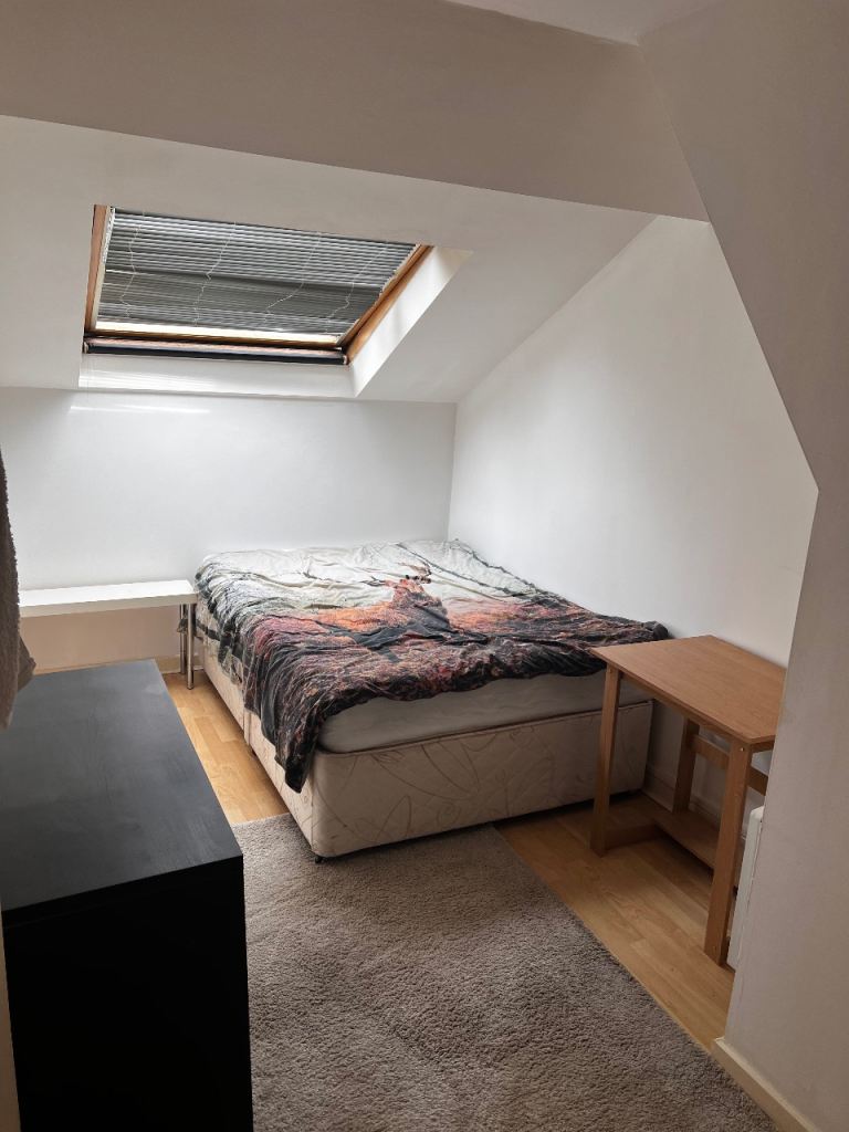 Private room for rent