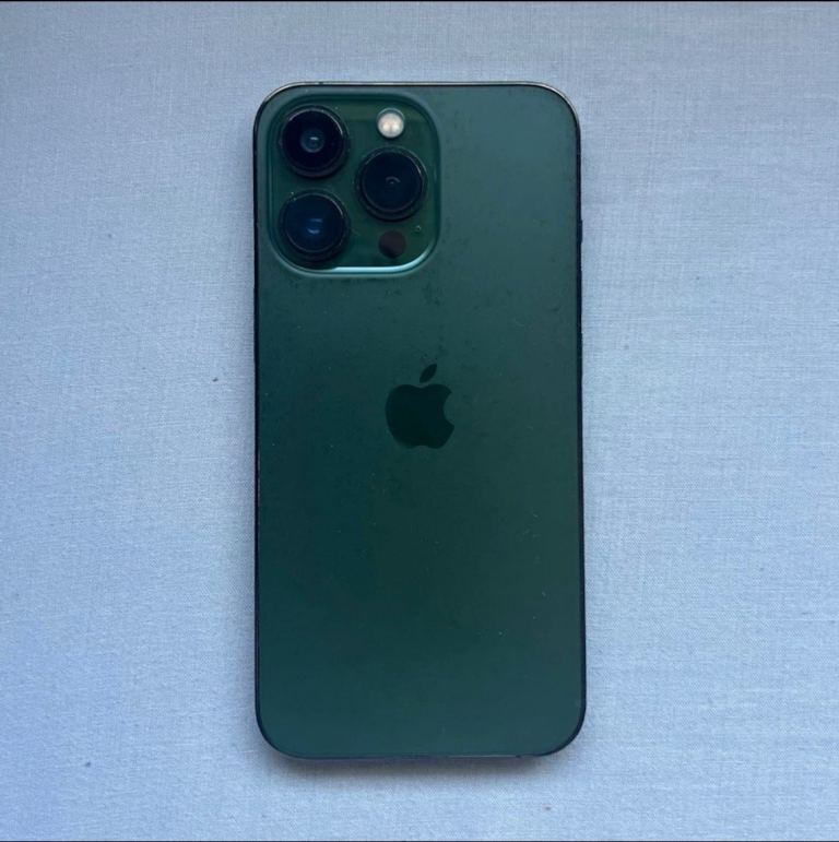 iPhone 13 Pro Immaculate Condition