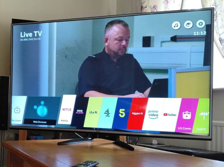 LG 55UH625V.   55-inch 4K Ultra HD Smart LED TV. 
