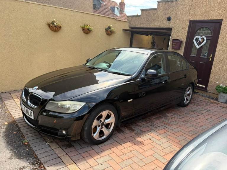 BMW, 3 SERIES, Saloon, 2010, Manual, 1995 (cc), 4 doors