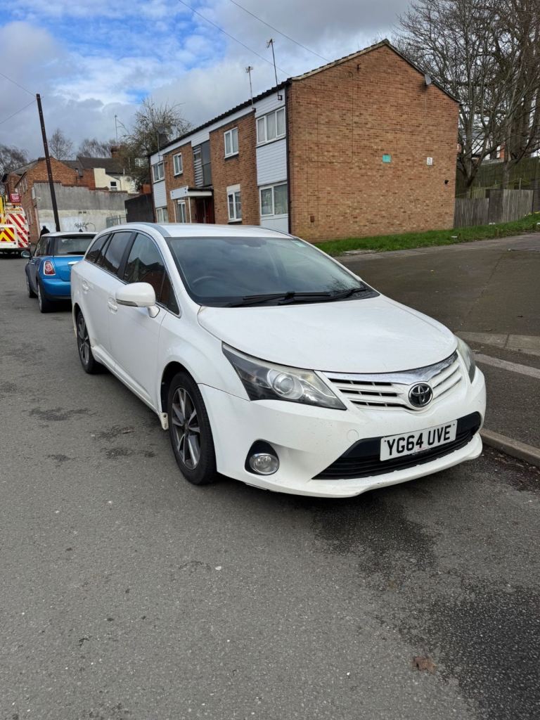 Toyota, AVENSIS, Estate, 2014, Manual, 1998 (cc), 5 doors