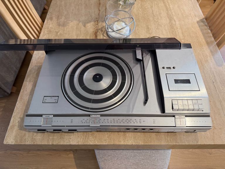 Bang & Olufsen Beocentre 4600 Stereo Hi Fi with Speakers Working Order