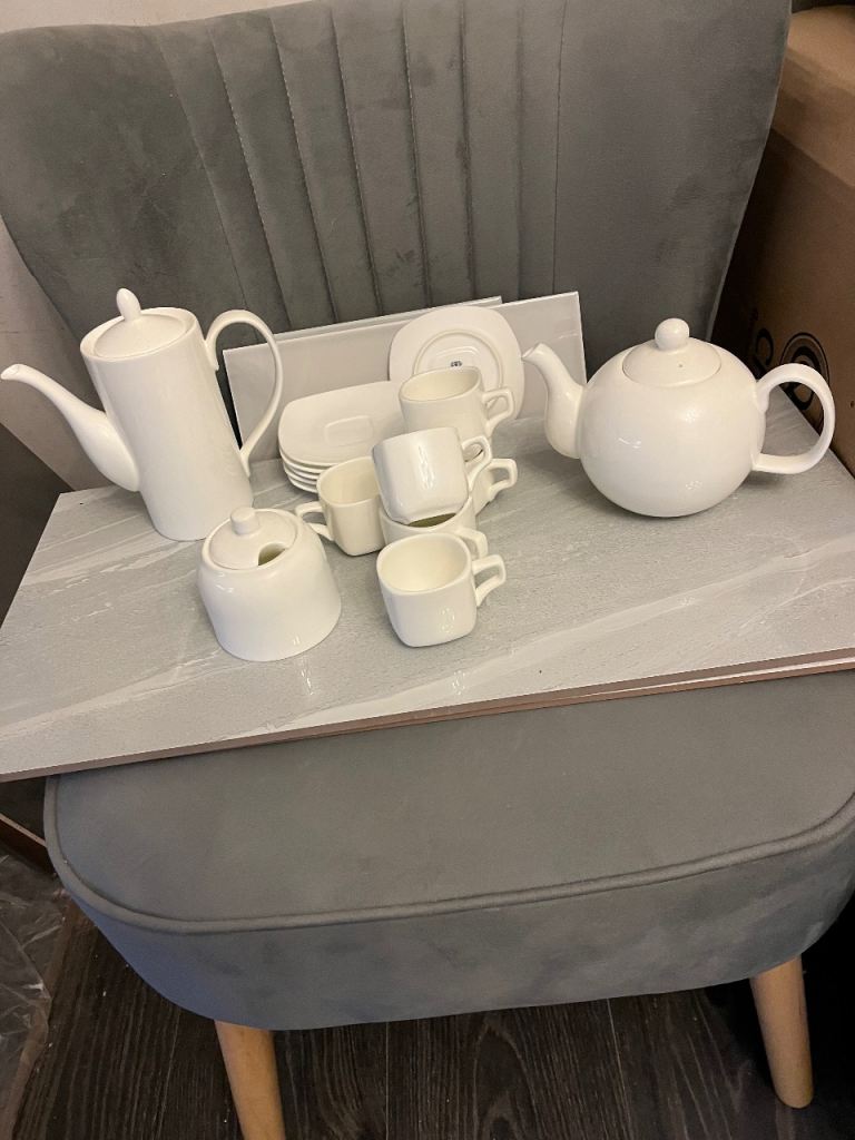 Wilmax England coffee and tea set 