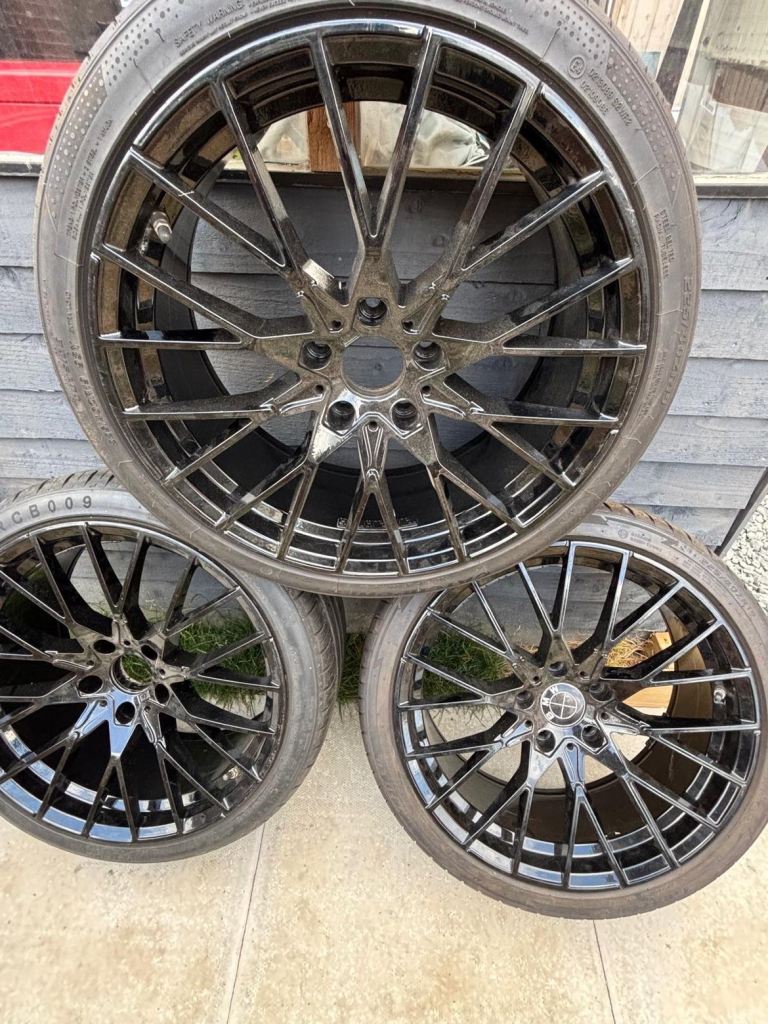 4 alloy wheels black 19x8.5j 