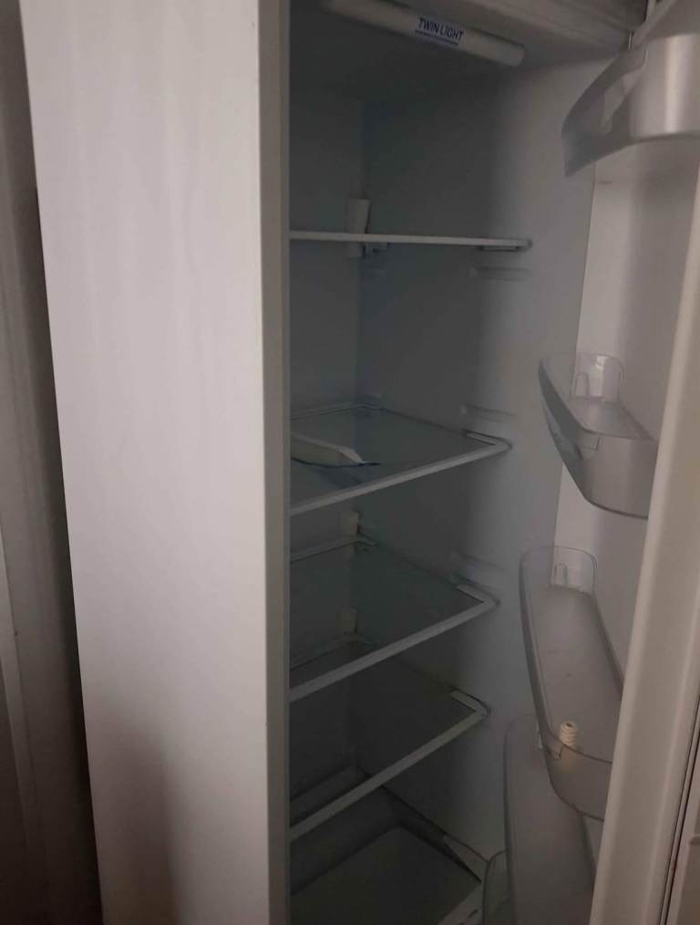 2 Indesit Fridge & 3 Radiators new not used