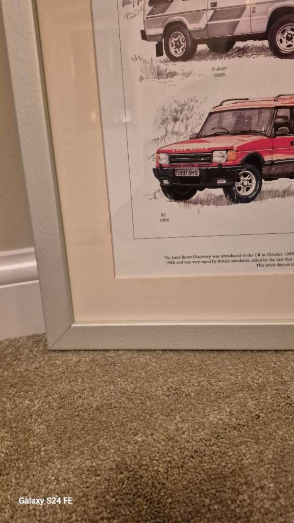 Land-rover X 2 pictures 