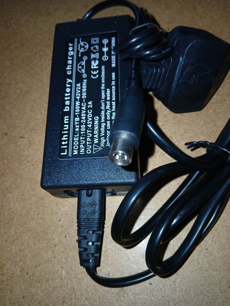 SCOOTER CHARGER 42V 2AMP SMALL PIN 