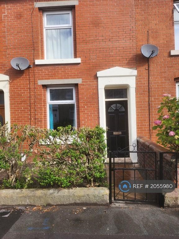 2 bedroom house in Livesey Branch Road, Blackburn, BB2 (2 bed) (#2055980)