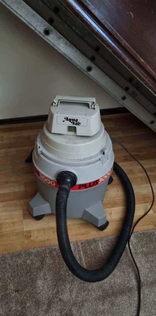 Aqua Vacuum 3000 Plus