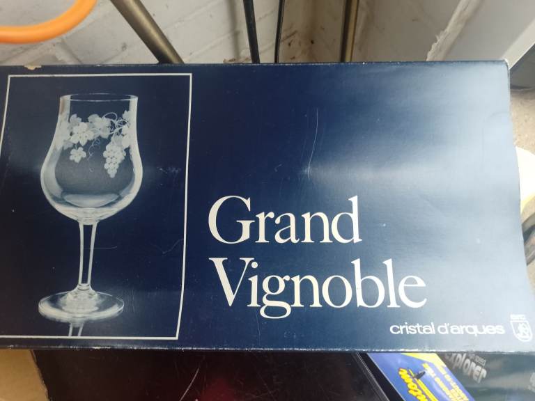 Large engraved french lead crystal glasses 