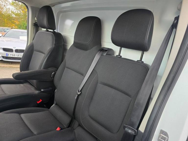 2021 Renault Trafic 2.0 dCi ENERGY 28 Black Edition Van,, Euro 6 ULEZ, Automatic, Cruise, DAB,  P...