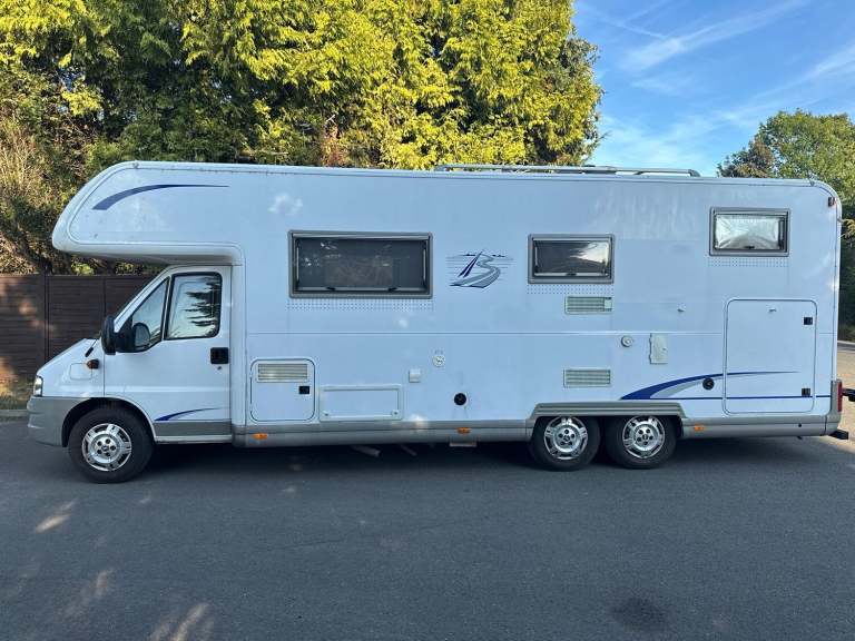 BURSTNER ARGOS 748/2 2006