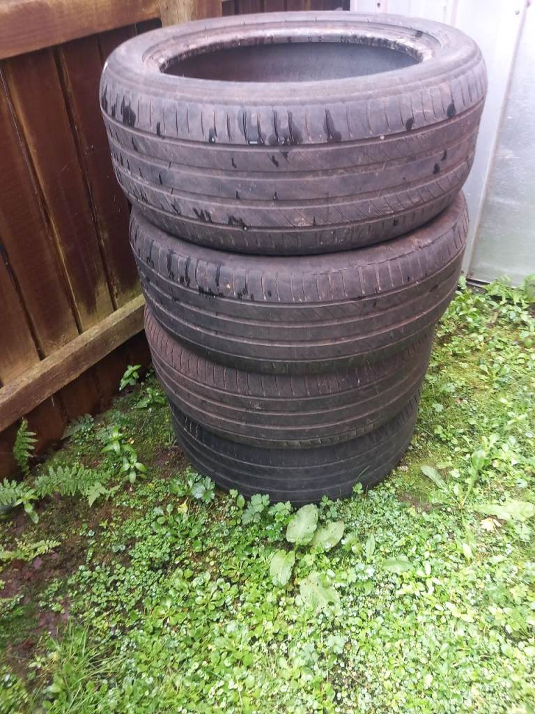FREE FREE TYRES ( NOT FOR ROAD)