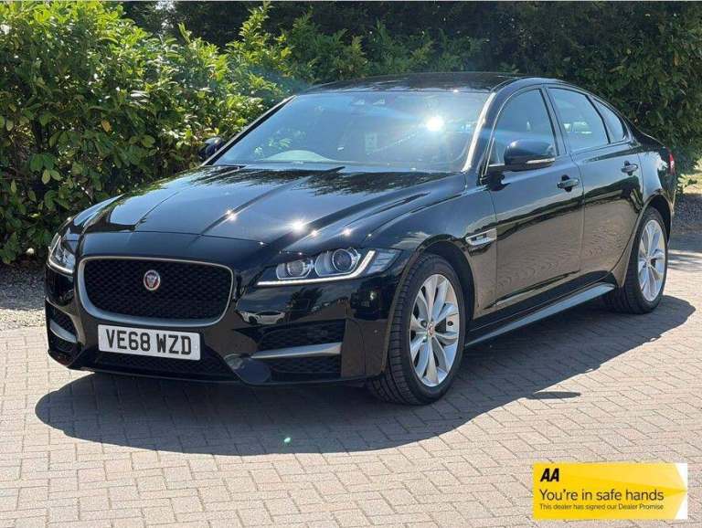 2018 Jaguar XF 2.0i R-Sport Auto Euro 6 (s/s) 4dr SALOON Petrol Automatic