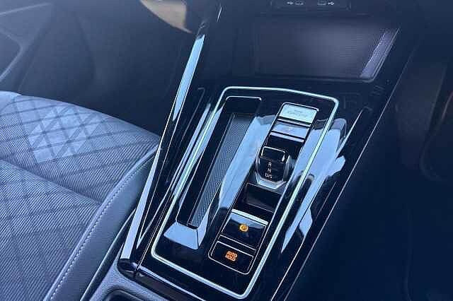 2022 Volkswagen Golf 1.5 eTSI 150 R-Line 5dr DSG + WINTER PACK Hatchback Petrol Automatic