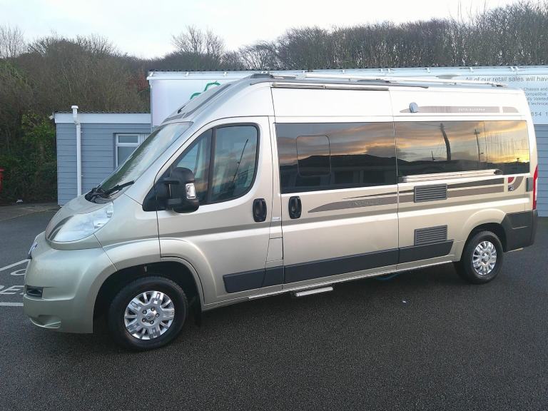 Auto-Sleepers Windrush DIESEL MANUAL 2012/12