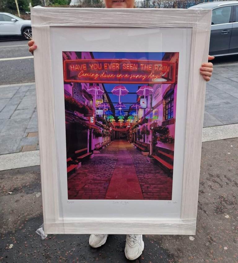 ART PHOTOGRAPHY FRAMED 