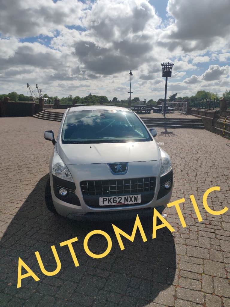 Peugeot, 3008, Hatchback, 2012, Semi-Auto, 1560 (cc), 5 doors