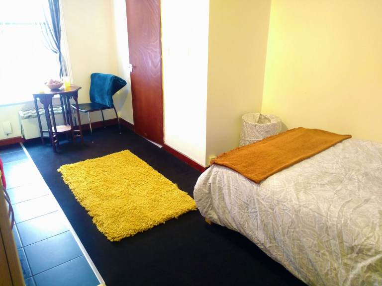 Studio flat - Shirley - BILLS INC - Available NOW