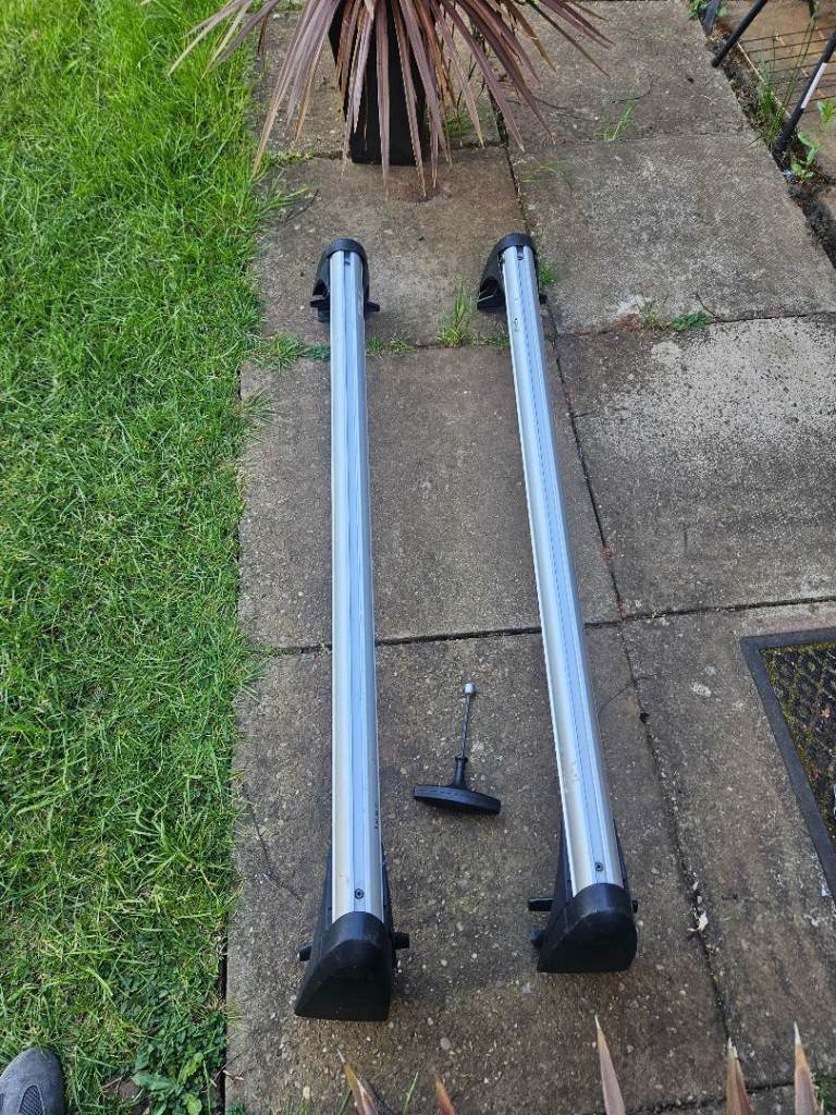 Roof bars