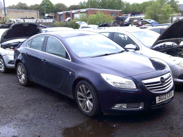 breaking for spares vauxhall insignia 2012 2.0 cdti 