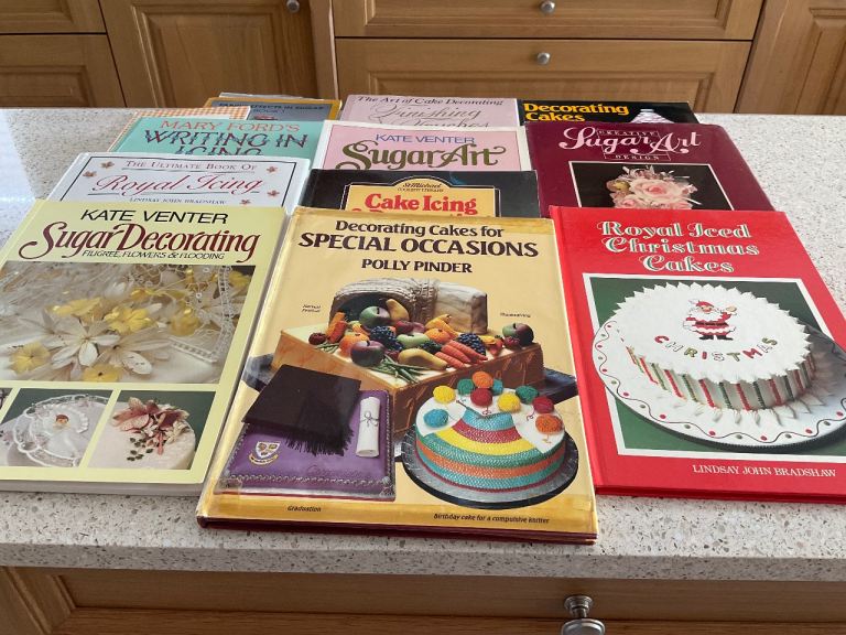 Collection of Cake Decorating Books – Good Condition