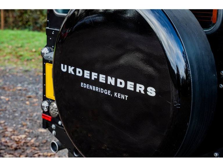 2014 Land Rover Defender XS Station Wagon TDCi [2.2] WINDOW VAN DIESEL Manual