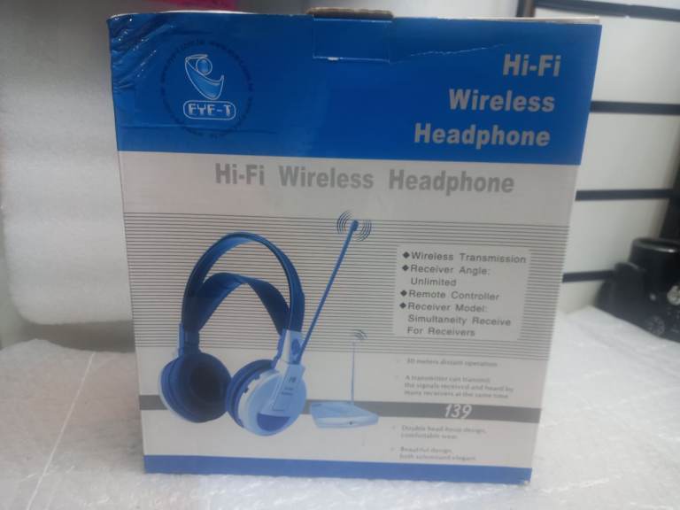New Hi-Fi Wireless Headphones with Transmitter – Blue, Boxed