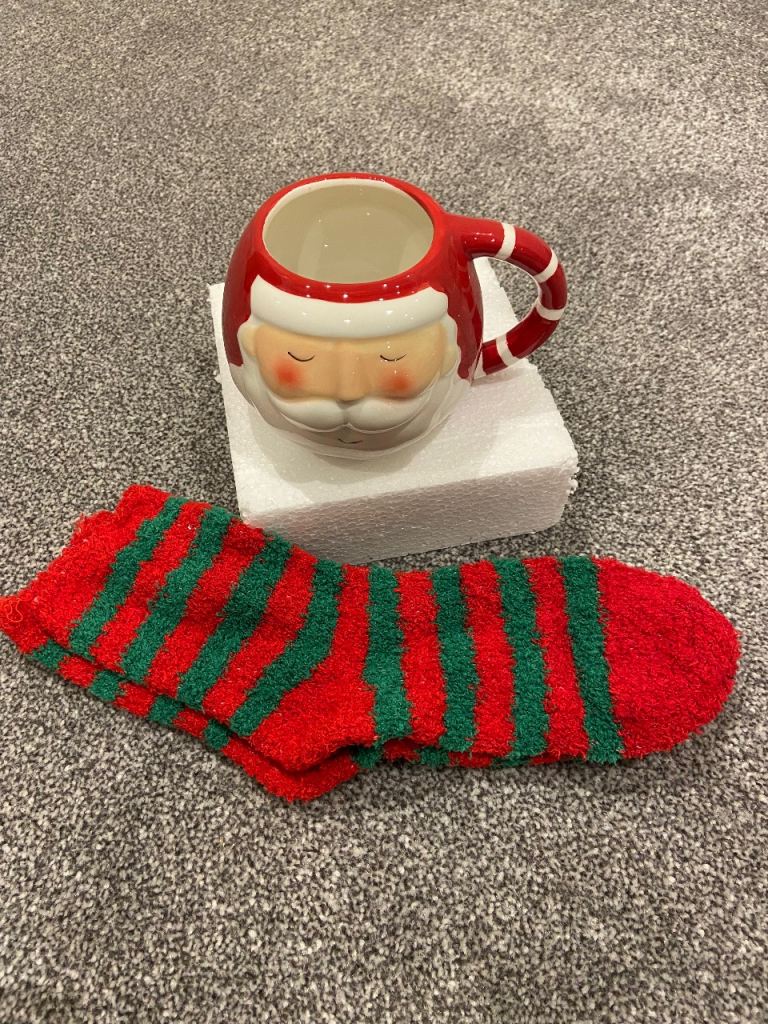 Cosy Christmas mug and socks gift set