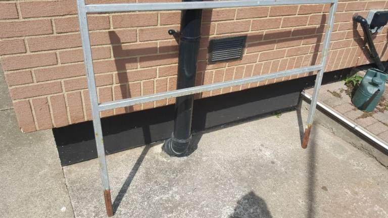 Ifor williams ladder rack p8e 