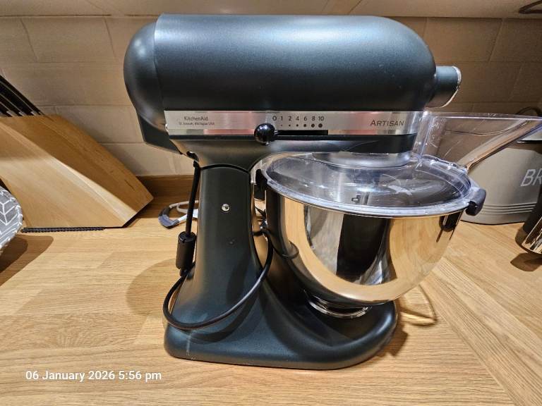 Kitchen Aid Artisan Stand Mixer