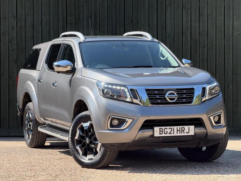 Nissan Navara 2.3 dCi Tekna Auto 4WD Euro 6 4dr Diesel Automatic