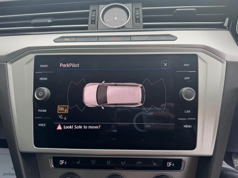 2018 Volkswagen Passat 2.0 TDI SE Business 5dr ++ SAT NAV / ULEZ / DAB / 65.7 MPG ++ ESTATE Diese...