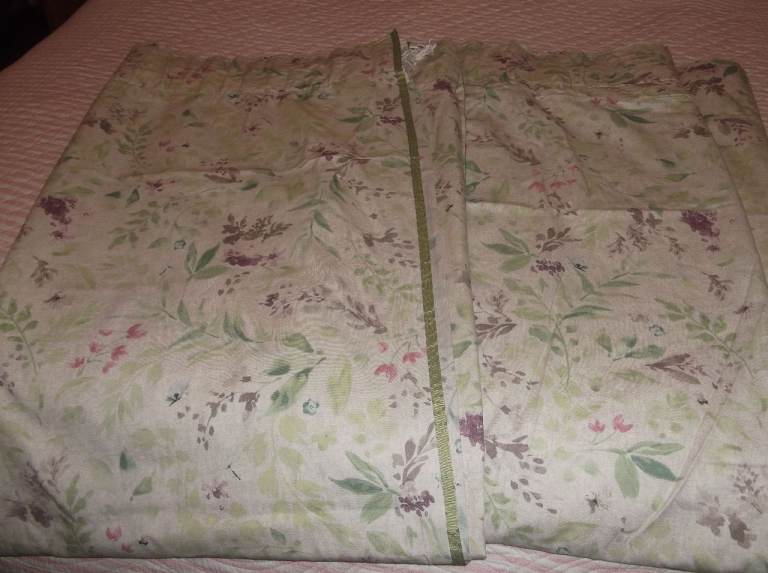  Dunelm Fully Lined Pretty Floral Curtains with Bees and Dragonflies each curtain 90 x 72 inches