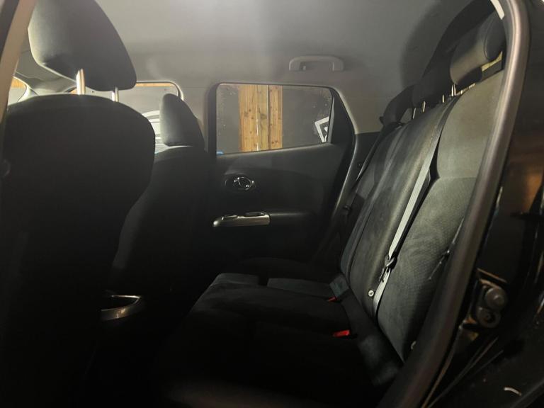 2013 Nissan Juke 1.6 Acenta 5dr CVT [Premium Pack] HATCHBACK PETROL Automatic