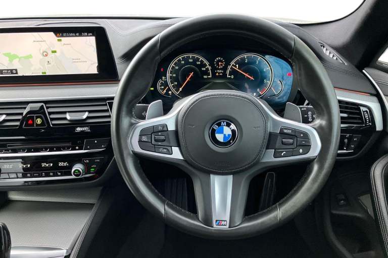 2017 BMW 5 Series 520d M Sport 5dr Auto Estate DIESEL Automatic