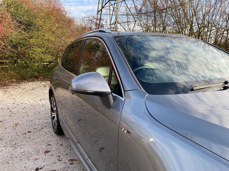 2014 Volkswagen Touareg 3.0 TDI V6 BlueMotion Tech R-Line Tiptronic 4WD Euro 5 (s/s) 5dr ESTATE D...