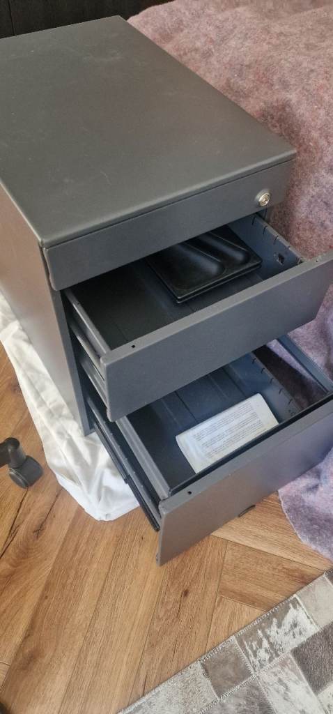 FREE - Steel filing cabinet