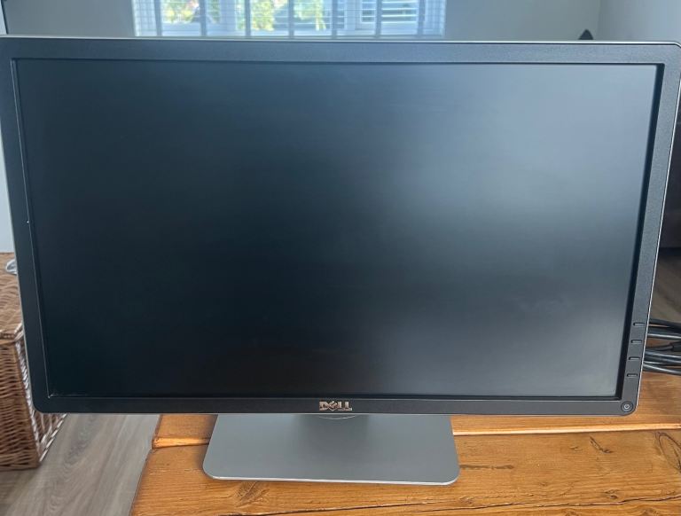 Dell P2214Hb 22-inch LCD Monitor – Good Condition
